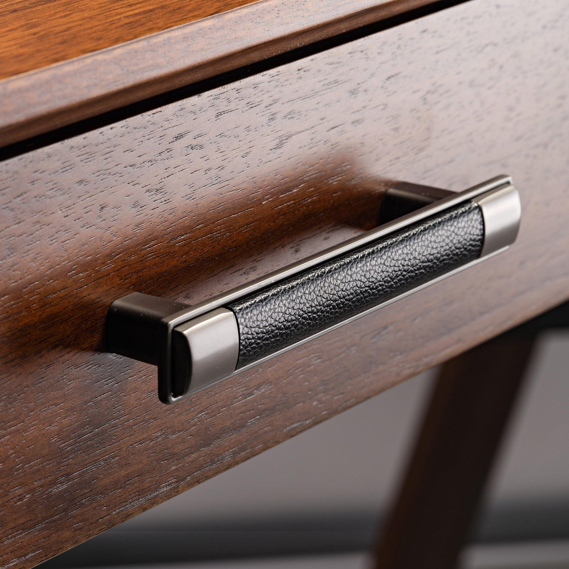 Ark, 63x29 Executive Standing Desk